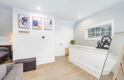 Modern Tudor Style Carriage House - Patio & grill - Foto 7