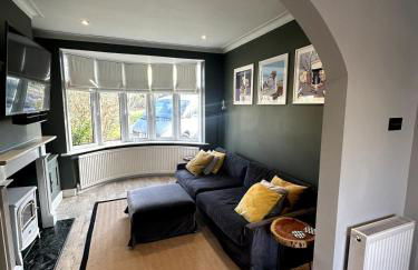 Newly Renovated 2-Bed Home - Foto 9