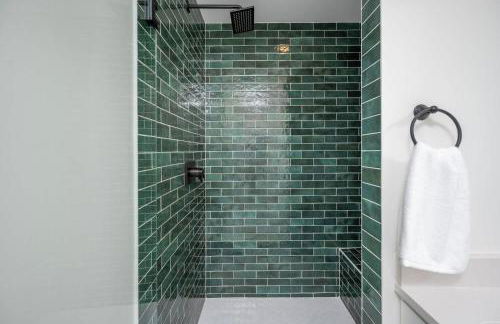 The Terra Haus - 4BR Modern Boho Retreat - Foto 49