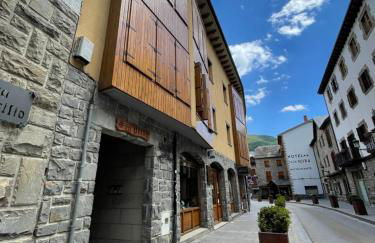 El Ático Nuevo en el centro con ascensor, garaje, aire acondicionado y WiFi - Photo 18
