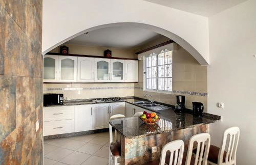 Naya Beach House by LovelyStay - Photo 26