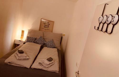 FELIX LIVING 5, Helle 2-Zimmer Wohnung mit Terrasse & Parkplatz, Langzeit & Business geeignet - Photo 25