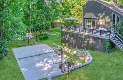 7 Bdrm, Pickleball, Bball, HotTub, FirePit, Golf! - Foto 1