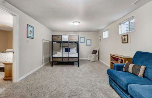 Crestpoint Court Family Multi-Level Near UCCS & BBQ - Foto 47