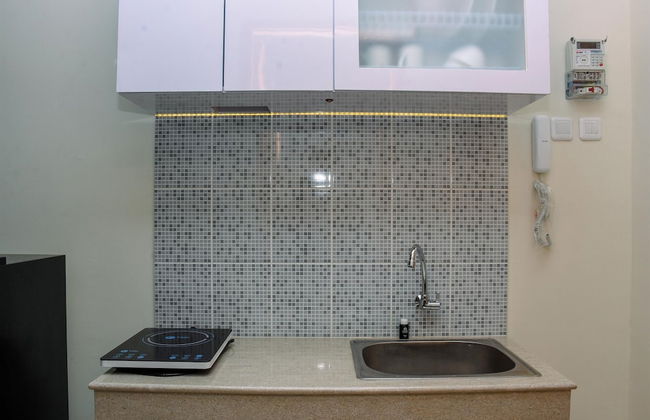 Elegant And Nice Studio At Evenciio Margonda Apartment - Photo 4