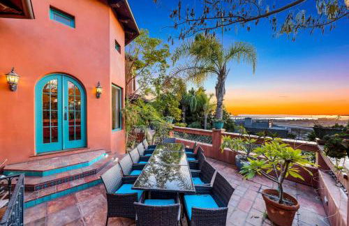 Skyline and Bay Views Spanish Villa Pool and Hot Tub - Foto 11