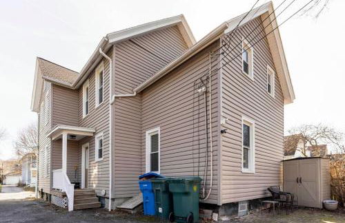 Modern Abode 2BR Near UofR, Highland, Downtown Rochester, NY Sleeps 4 - Foto 4