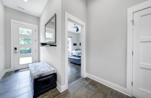 City Views - Walking Distance to Panthers Stadium - Photo 11