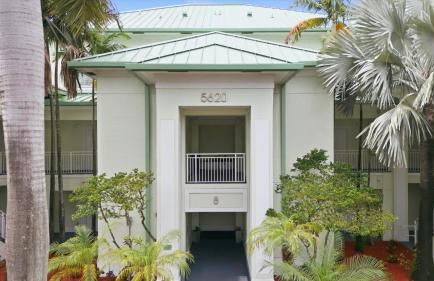 Spacious 1BR Loft Villa - Pool Golf - Doral Downtown - Foto 17