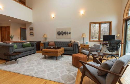 Meadowood Manor by Rove Travel - 6BR Outdoor Spaces - Foto 16