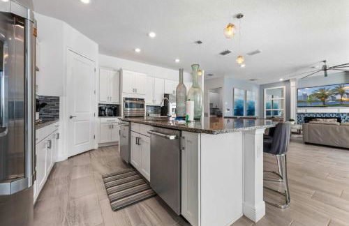 Happiest Home on Earth - Custom Pirate & Nature Bunks 8 King Suites Theater & Pool - Foto 51