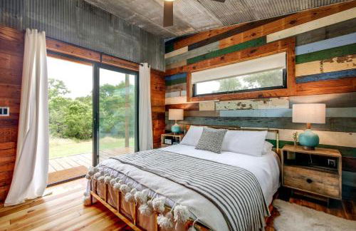 Artisan Cabin with Beautiful Decor and a Classic Fire Pit near Austin, Texas - Foto 28