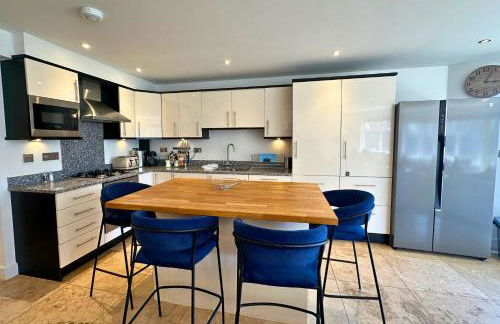 Trewhiddle Retreat V30 by Together Travel - Luxury 4-Bedroom Villa - Foto 7