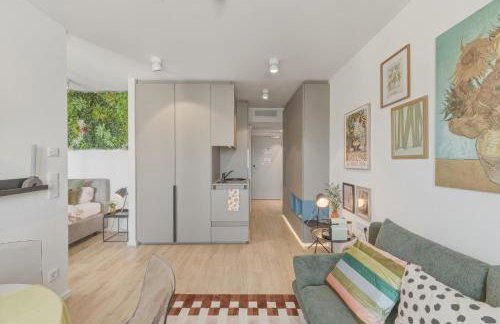 Business suite with skyline view with parking space - Foto 7