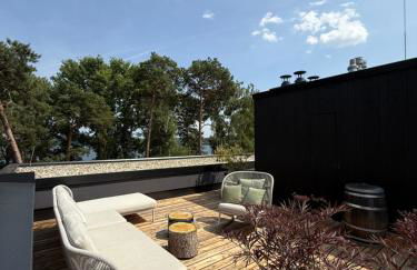 Bad Seerose mit Seeblick, Dachterrasse, Pool und Sauna - Photo 25