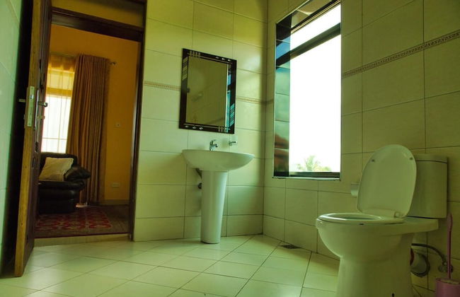 Airport Hotel Kampala - Entebbe - Photo 24