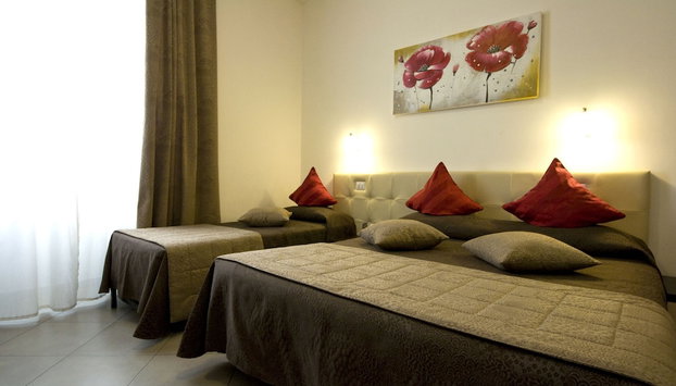 Ara Pacis Inn - Foto 4, Habitación