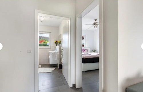 Ruhige Wohnung mit Terrasse - Foto 19