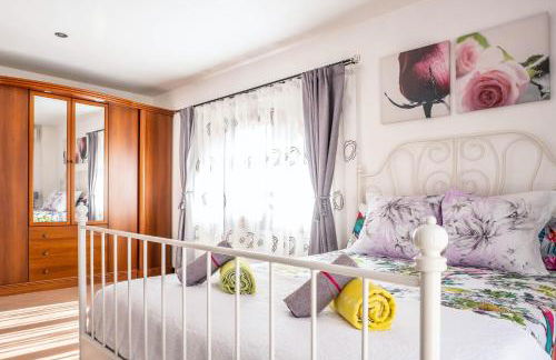 Elegant Villa in Ciutadella de Menorca with Private Pool - Photo 6