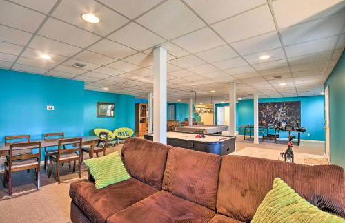 Luxe Lake House with Pool and Dock on Deep Water Cove! - Foto 22