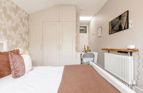 Luxury King-Bed EnSuite with Tranquil Garden Views - Foto 5