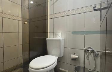 Smart Studio 101 com ar WiFi e garagem prox ao shopping - Foto 9