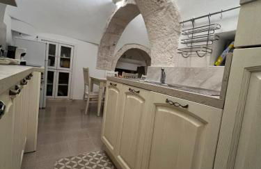 Trullo il Gelso with Private Salt Water Infinity Pool and Jacuzzi inside - Foto 45