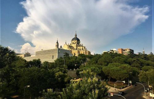 INCREIBLES VISTAS.Parkingopcional. Palacio/catedra - Foto 2