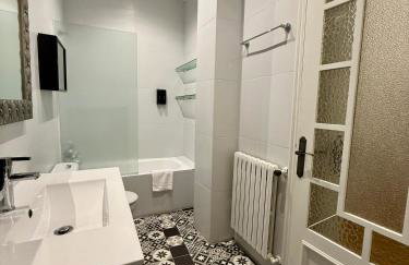 PAMPLONA CENTER SUITES luxury apartament City center - Photo 11