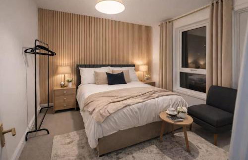 3BR House Near Liverpool & Chester-Parking-Sleeps7 - Foto 18