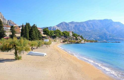 Apartman Gusar -top position, close to the center and the beach, fully equipped - Foto 18