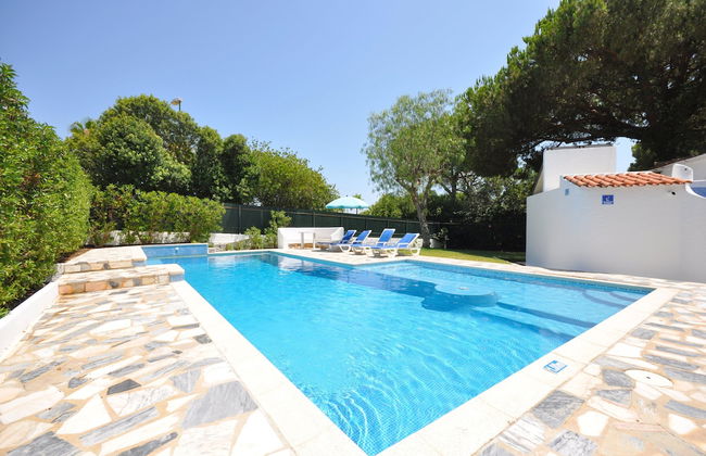 Delightful Single-storey Villa, Private Pool, Free air Conditioning and Wifi - Foto 7