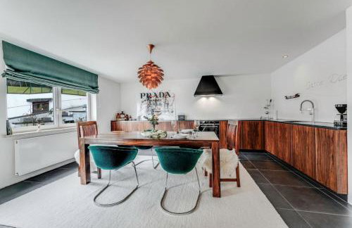 Luxus Ferienwohnung mit Badewanne, Kamin und Bergblick - Photo 34