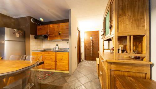 Sestriere Ski Base, Navetta GRATIS, Parcheggio Privato - Foto 3, stove