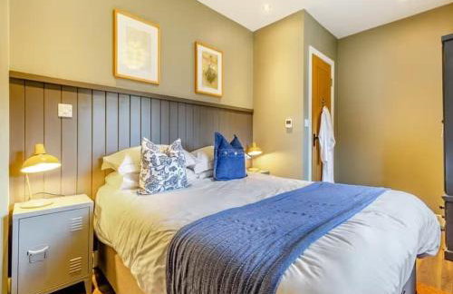 Beautiful Stone Barn with Hot Tub on a Quiet Farm - Foto 13