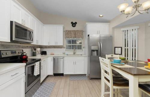 Indian Ridge Home w/ Private Pool & Game Room near Disney - Photo 33