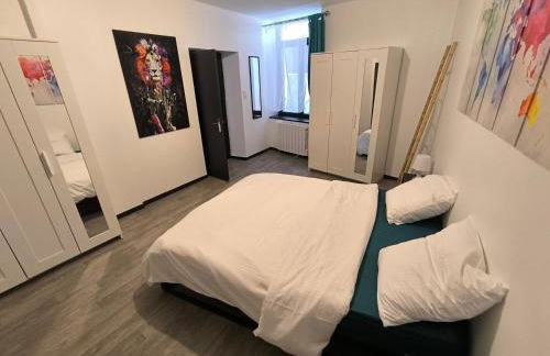 Logis de la forteresse - T2- WIFI- Parking - Foto 9