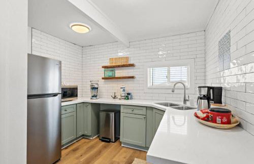 Unwind in beachside comfort with gorgeous views - Foto 32