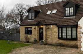 Sea View House - Photo 1