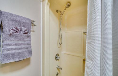 River-View Somerset Home Large Deck, Fire Pit! - Foto 16