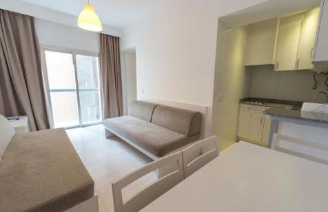 Apartamentos Embat - Photo 7