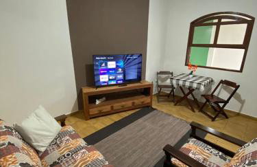 Casa aconchegante à 400m da Praia da Tartaruga - Ar condicionado - WIFI 450MB - Netflix - Cozinha Completa - Garagem - Foto 7