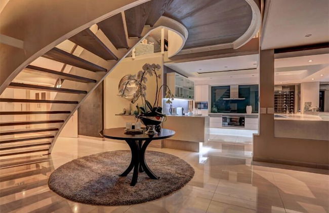 Ocean View Penthouse - Photo 20