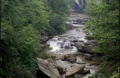 NEW! Modern Retreat Near CLE-Game Room-Renovated - Foto 50