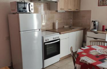 Maisonnette rénovée à 5 mn du centre ville - Foto 5