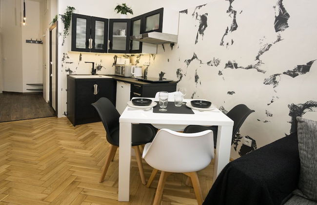 Black & White Apartment by Wenceslas Sq. - Foto 15
