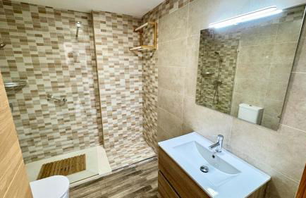 A 2 min de la playa Tren directo Nuevo y cómodo - Photo 3