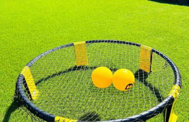 Stunning Lake House with a Pool and Hot Tub - Foto 32