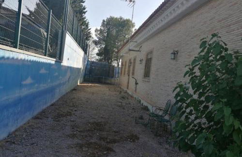 Casa de campo muy grande, con piscina y pistas - Foto 12