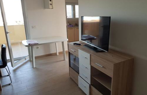 Contemporary Apartment in Neviđane near Sea - Foto 30